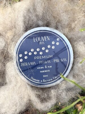 varvasvila; hoitovilla; tassuvaha; tassuvoide;