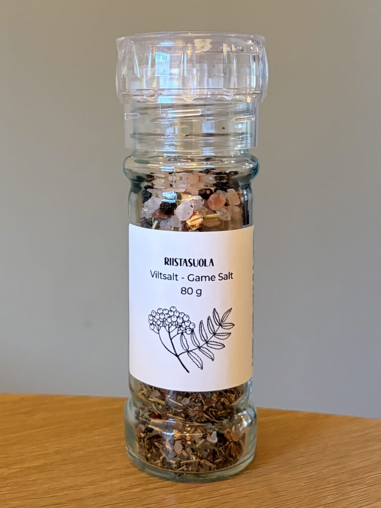 Pihlajanmarjaa sisältävä riistasuola.