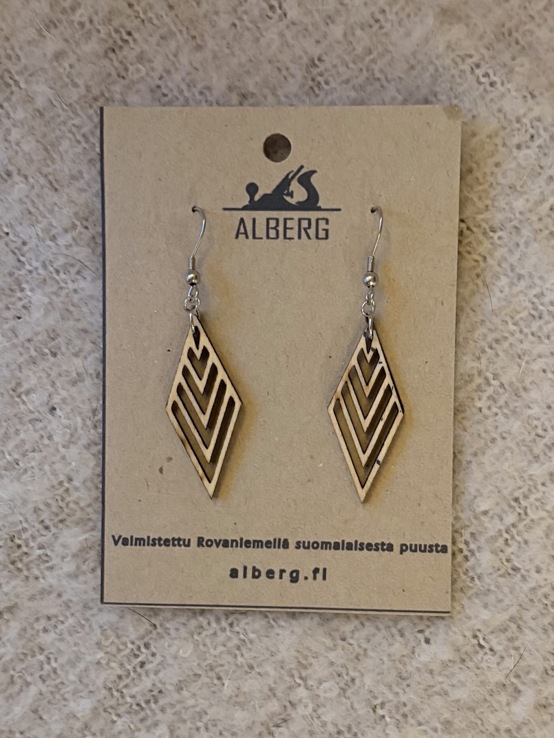 Alberg Korvakorut - Puinen salmiakki